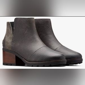Sorel "Cate" cut out booties